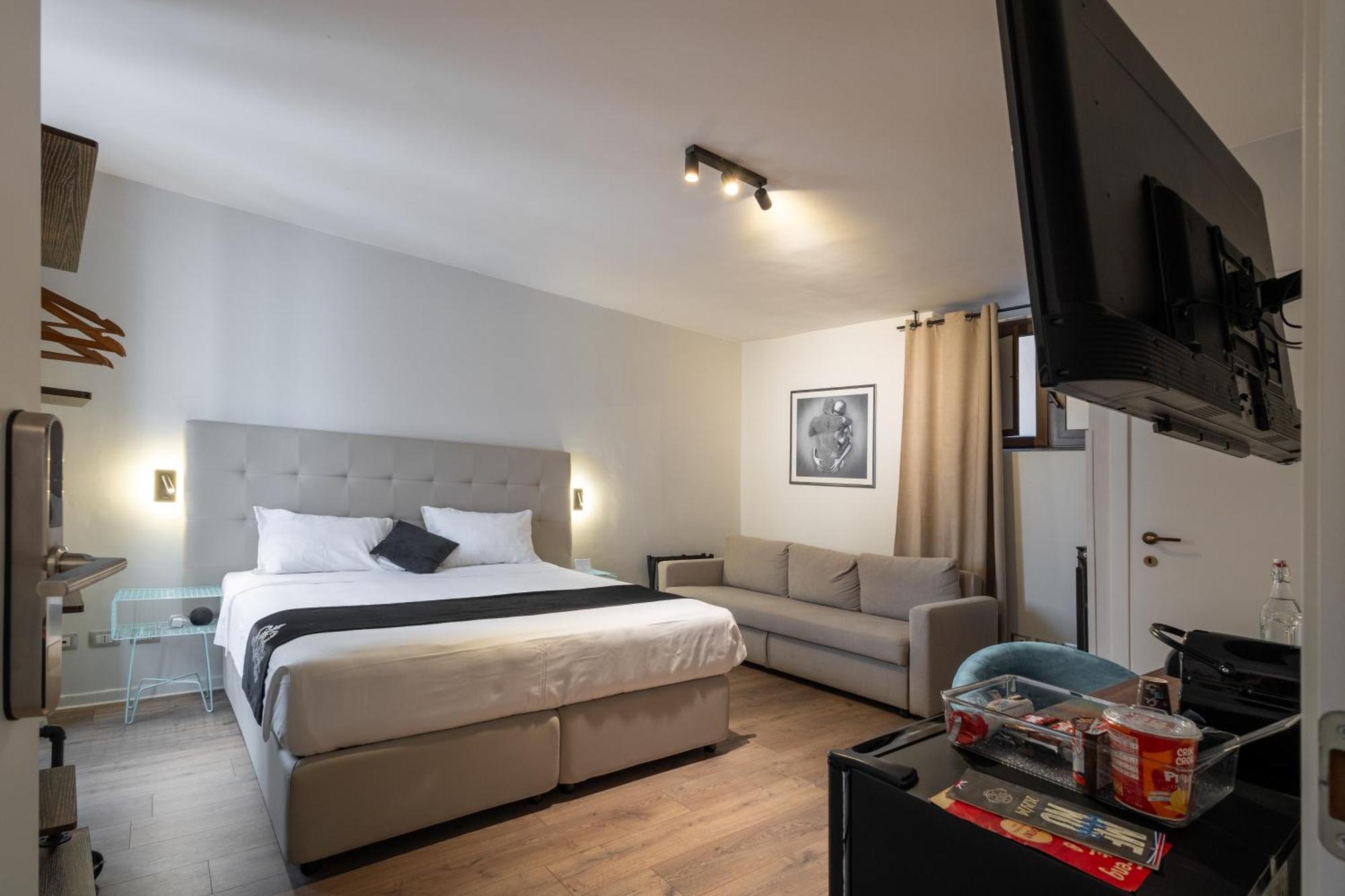 Soho Piaggiarelle By Dasso - Guest House วิแตร์โบ ภายนอก รูปภาพ